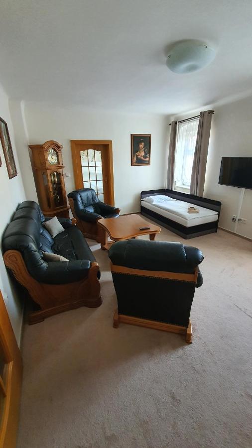Apartment Pension Stark Františkovy Lázně Kamer foto