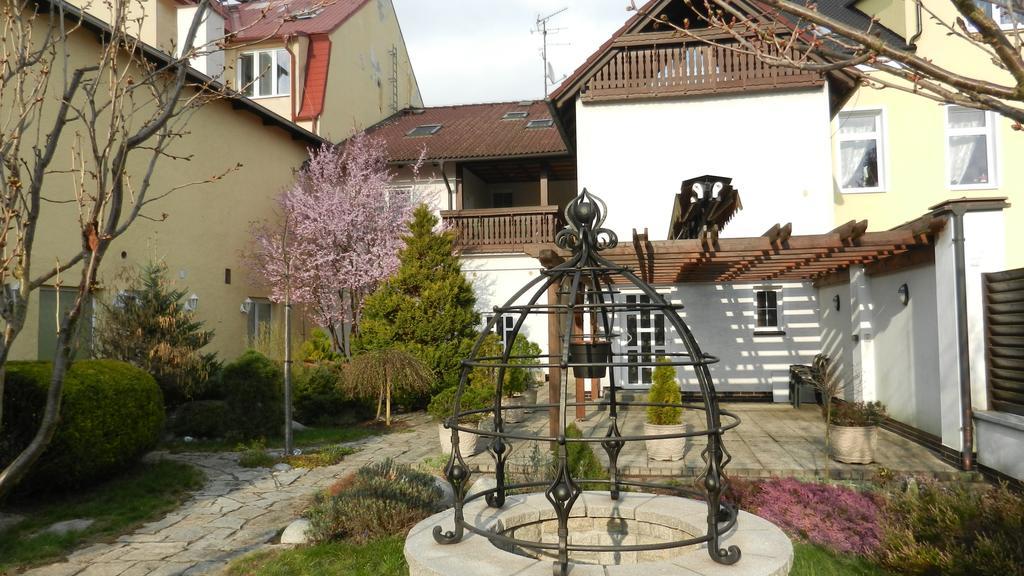 Apartment Pension Stark Františkovy Lázně Buitenkant foto